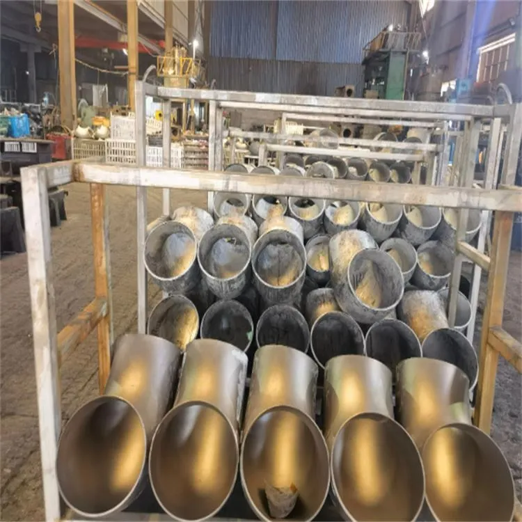 Karstā nerūsējošā tērauda cauruļu veidgabalu izpārdošana