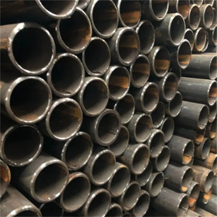 LSAW taisnas šuves metināta caurule